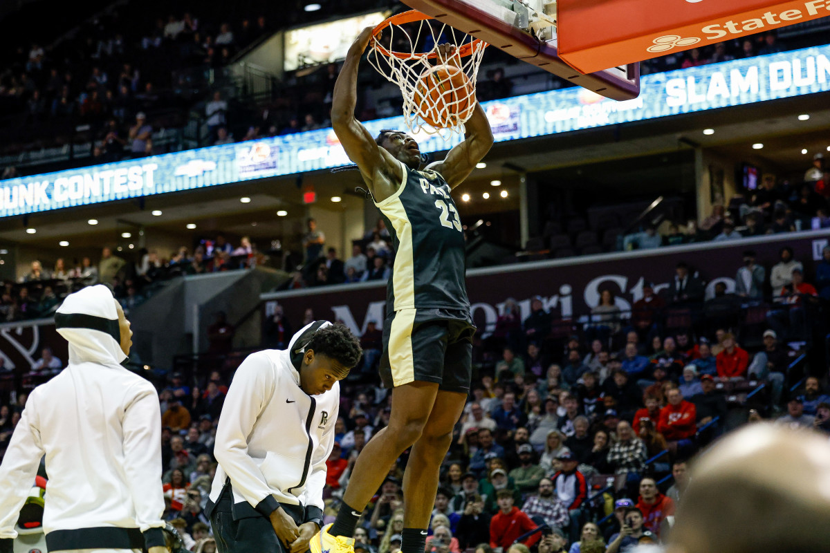 Bass Pro Tournament of Champions Missouri boys basketball dunk contest January 13 2024 Nate Latsch 25447